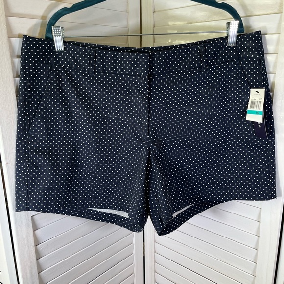 NEW LANDN SEA SHORT - Picture 1 of 8